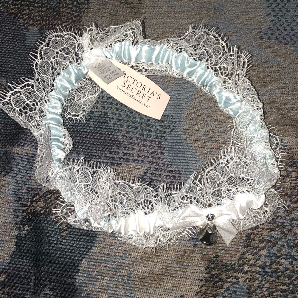 💍Victoria’s Secret Satin & Lace Wedding Garter - Picture 2 of 6